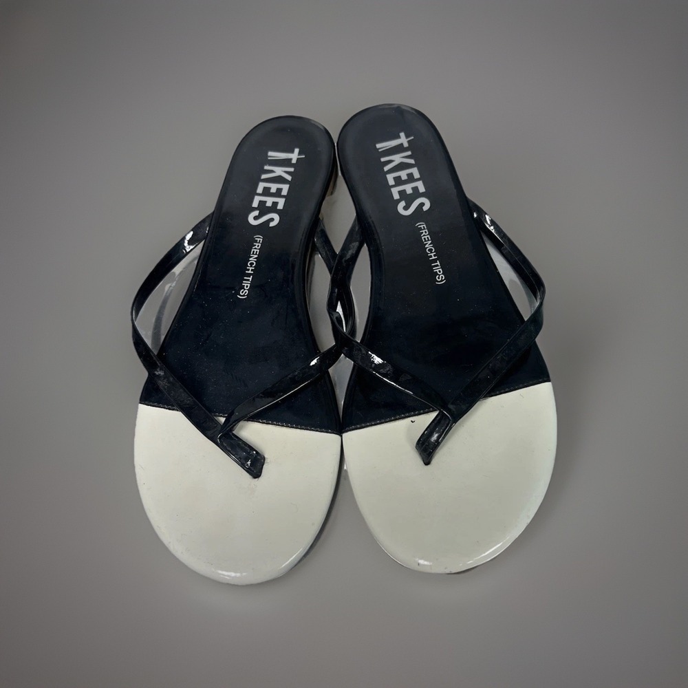 tkees French‎ Tips Sandals 6